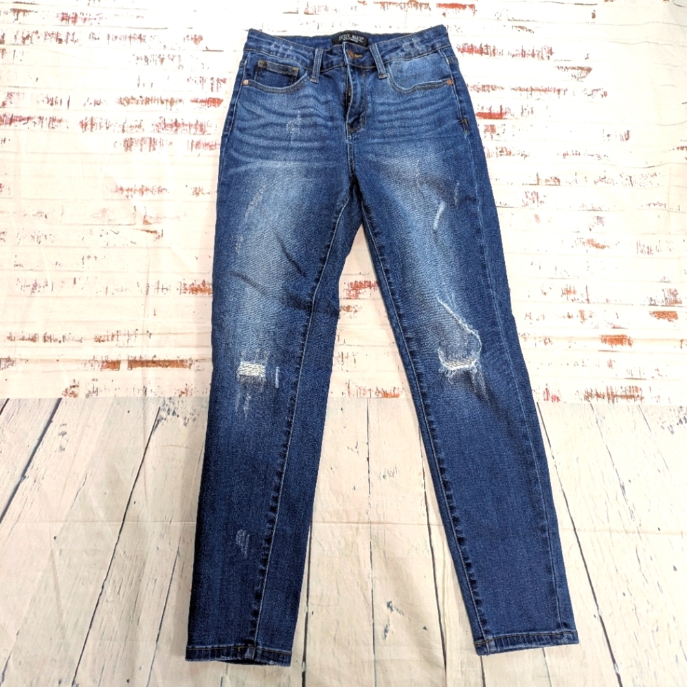 Judy Blue distressed skinny fit jeans